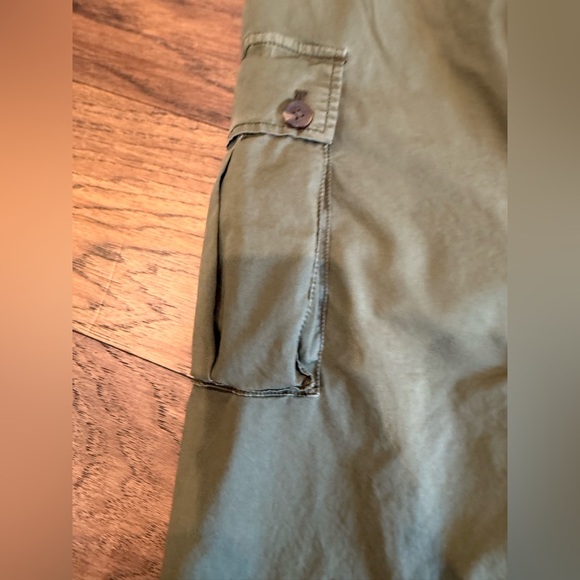 Gap Olive Utility Cargo Skirt - Picture 5 of 10